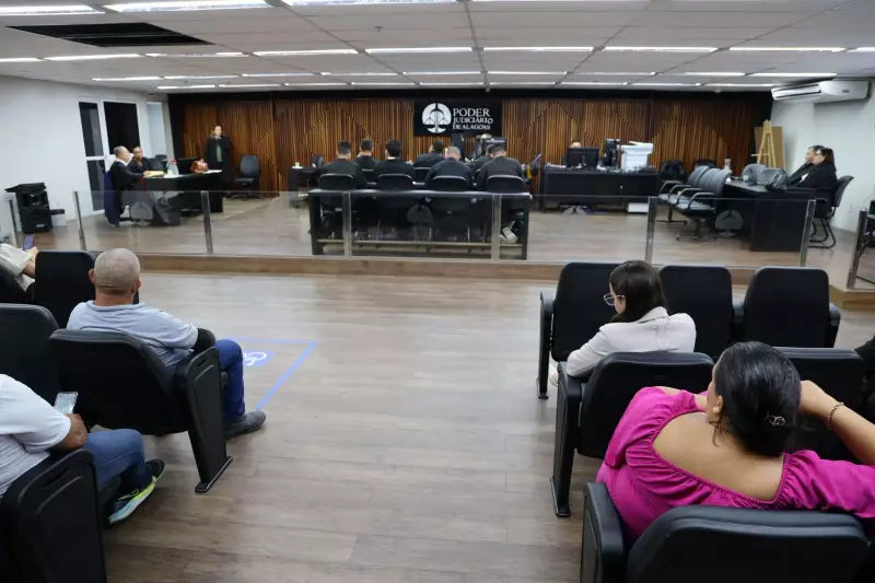 Julgamento de acusado por assassinato brutal de farmacêutica a pedradas começa em Maceió