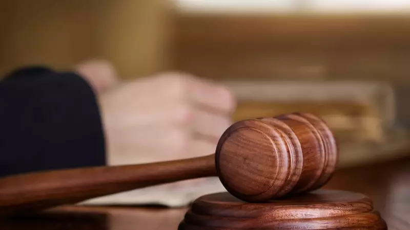 Justiça condena homem a 48 anos de prisão por assassinato de casal em disputa de grupo neonazista