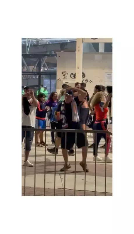 Justiça mantém prisão de chileno por gestos racistas no Engenhão: entenda o caso