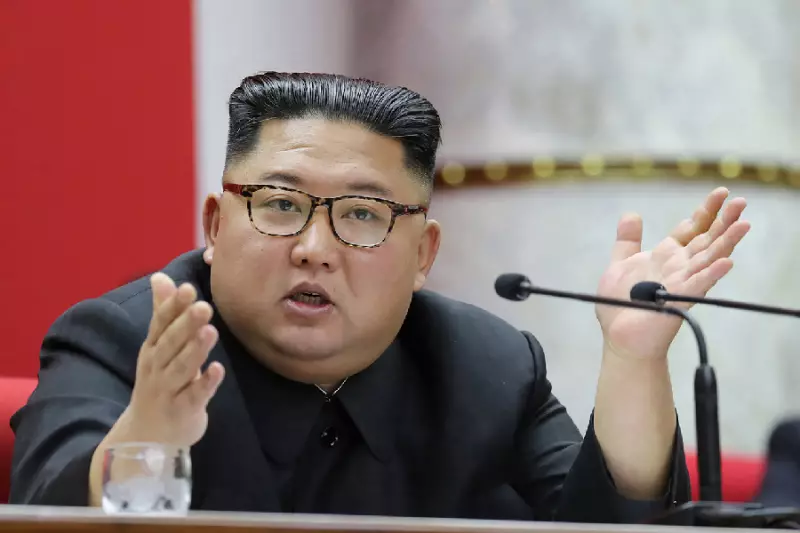 Kim Jong-un fica furioso após falha em lançamento de navio de guerra da Coreia do Norte