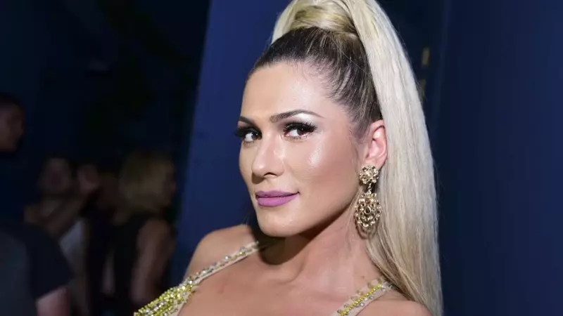 Lívia Andrade relata susto após pouso de emergência e agradece por livramento