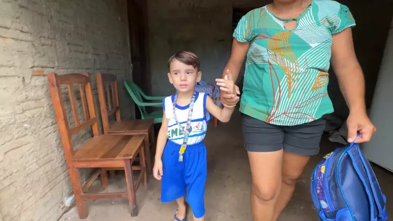 Mãe denuncia: filho com autismo esquecido duas vezes em ônibus escolar no Piauí