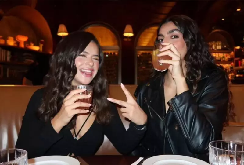 Maisa Silva comemora 23 anos com festa intimista entre amigos: 'Estou 23!'
