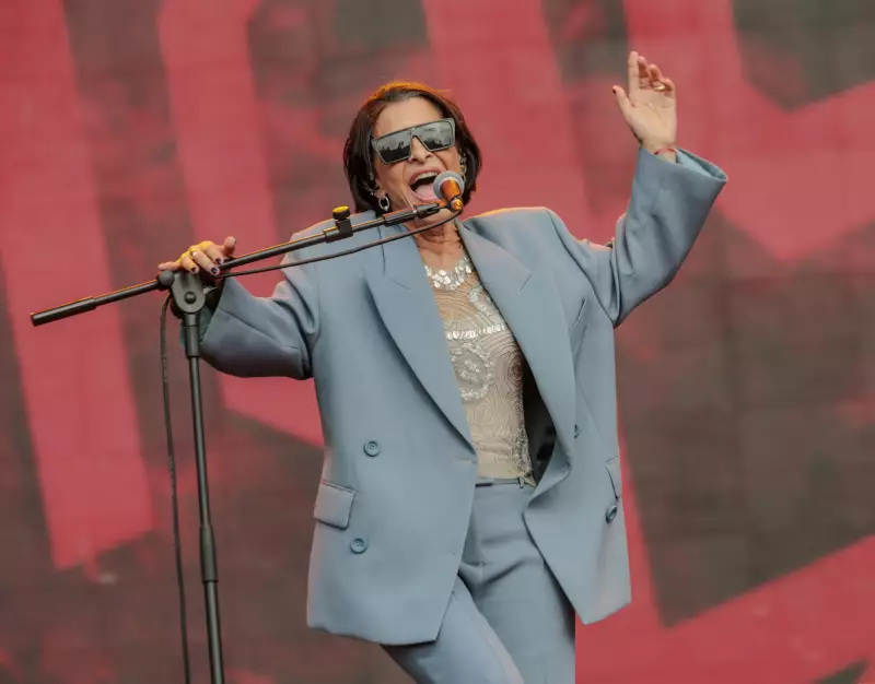 Marina Lima cancela show na Virada Cultural e Duquesa assume o palco