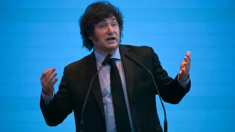 Milei lança plano para legalizar dólares no colchão sem burocracia na Argentina