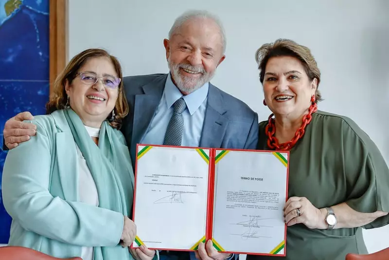 Ministra Márcia Lopes defende: 'Mudar a vida das mulheres é transformar o mundo'