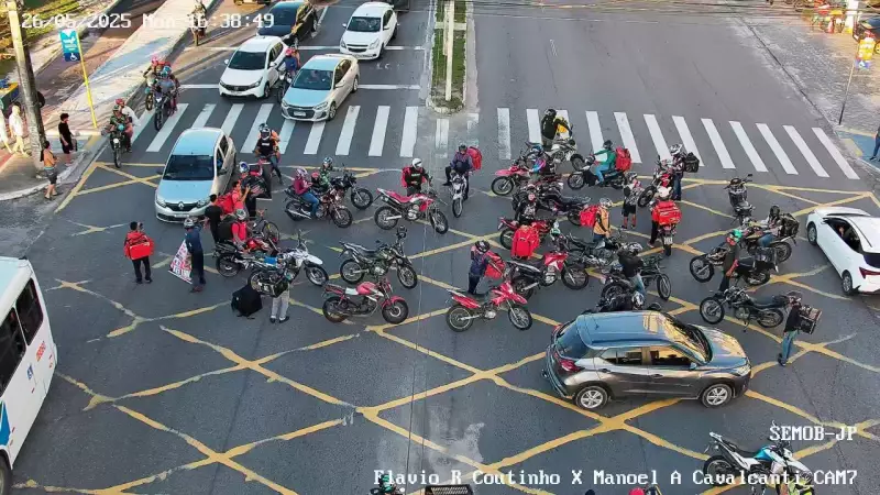 Motoboys e família de Kelton Marques protestam após libertação de Ruan Macário na Paraíba