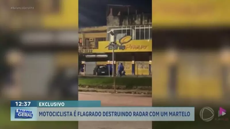 Motociclista é flagrado destruindo radar com martelo em rodovia de Ananindeua, PA