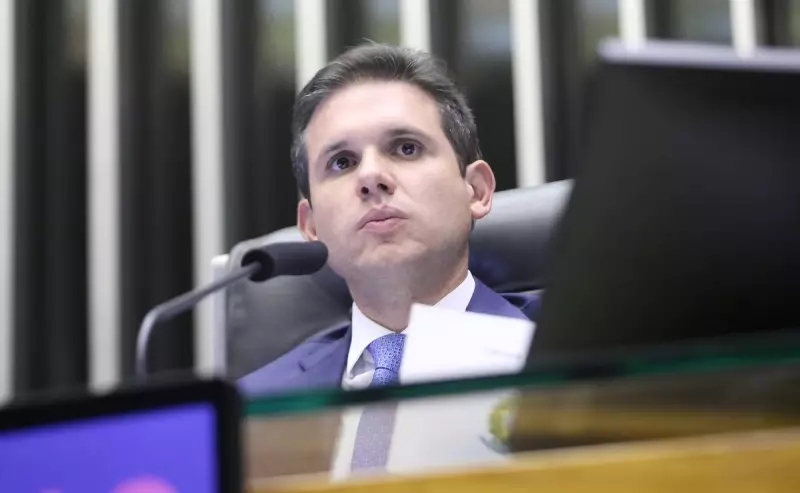 Motta anuncia mudanças na PEC da Segurança e pede à Câmara que evite viés eleitoral