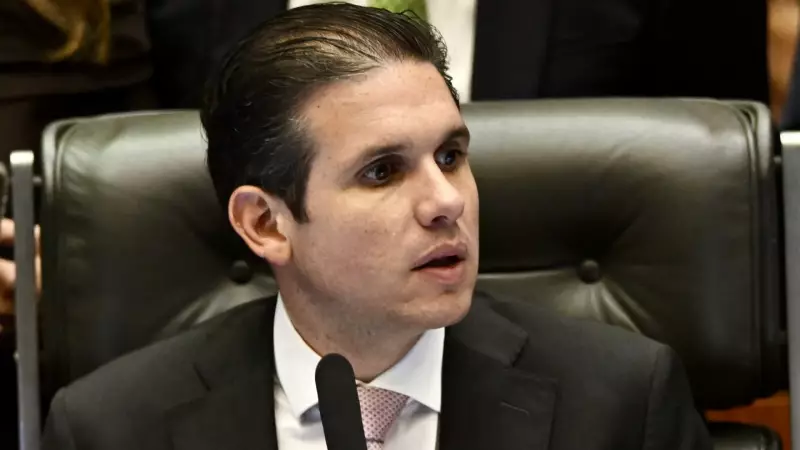 Motta é pressionado por Nikolas Ferreira e afirma: 'Anistia não será aprovada à força na Câmara'