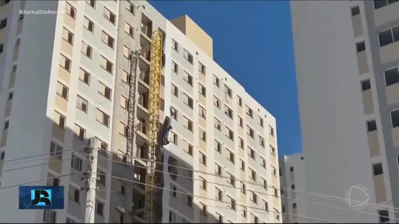 MPT interdita elevadores em obra após acidente que matou três operários em SP