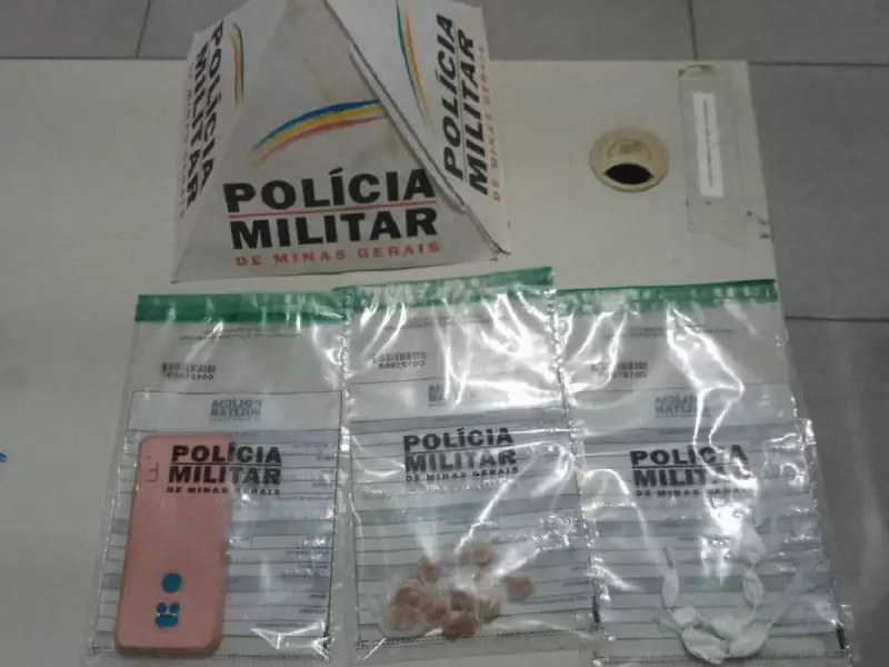 Mulher é flagrada com drogas escondidas em partes íntimas durante viagem de ônibus em MG