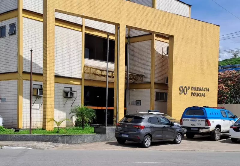 Mulher e jovem são presas em Barra Mansa por tráfico de drogas e associação criminosa