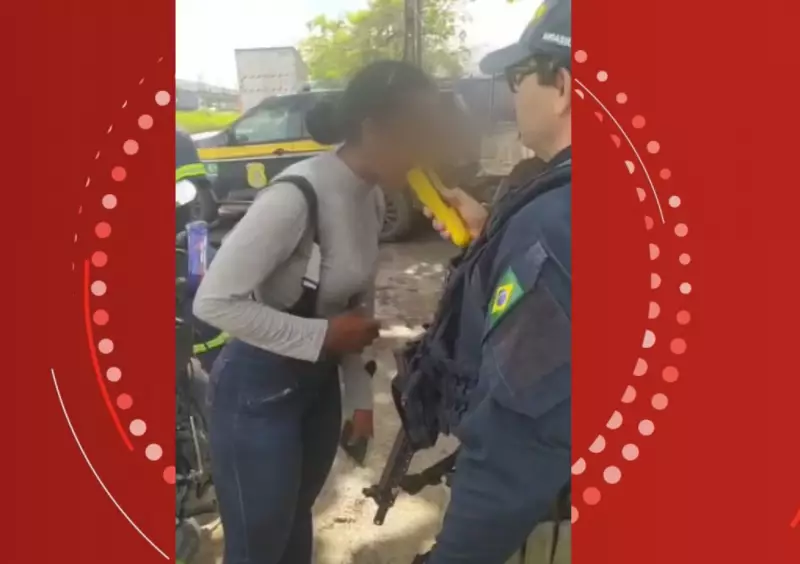 Mulher tenta morder bafômetro durante teste na BR-324 em Salvador: veja o vídeo