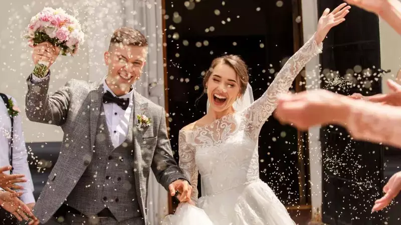 Mulheres bem-sucedidas: por que casar 'para baixo' pode ser a única opção?