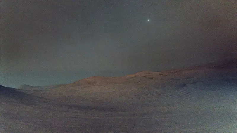 NASA revela imagens impressionantes do amanhecer em Marte: veja como é o nascer do sol no Planeta Vermelho