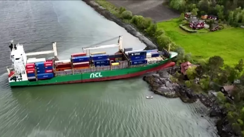 Navio descontrolado invade jardim na Noruega e retorna ao mar em cena impressionante