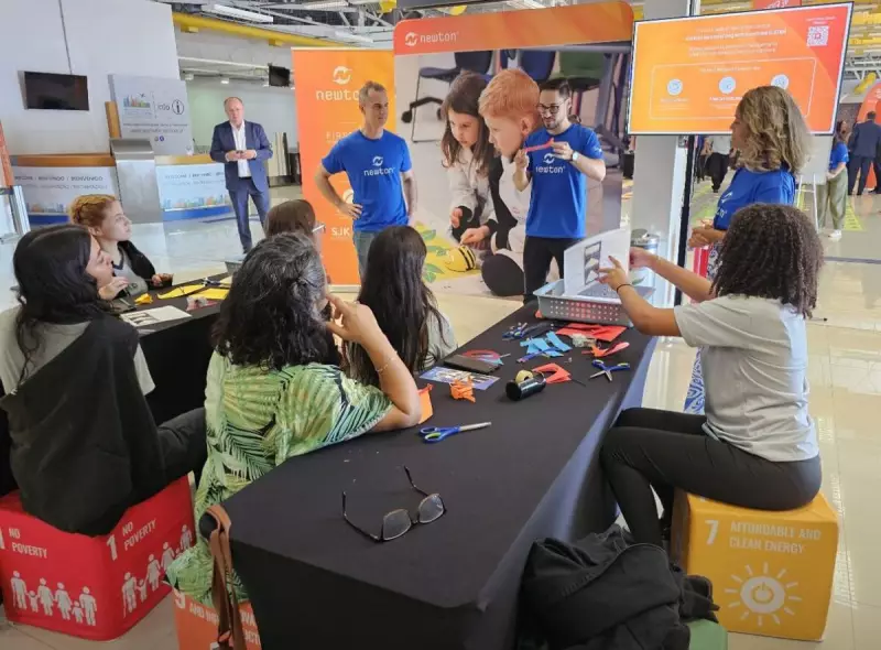 Newton in a Box: Projeto inovador estimula jovens a explorar o universo da aviação com apoio da ANAC