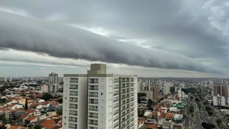 Nuvem 'prateleira': entenda o fenômeno raro que encantou o céu do interior de SP