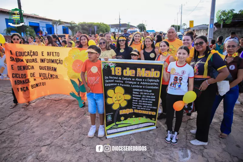 Óbidos se une na caminhada 'Faça Bonito' contra abuso e exploração infantil