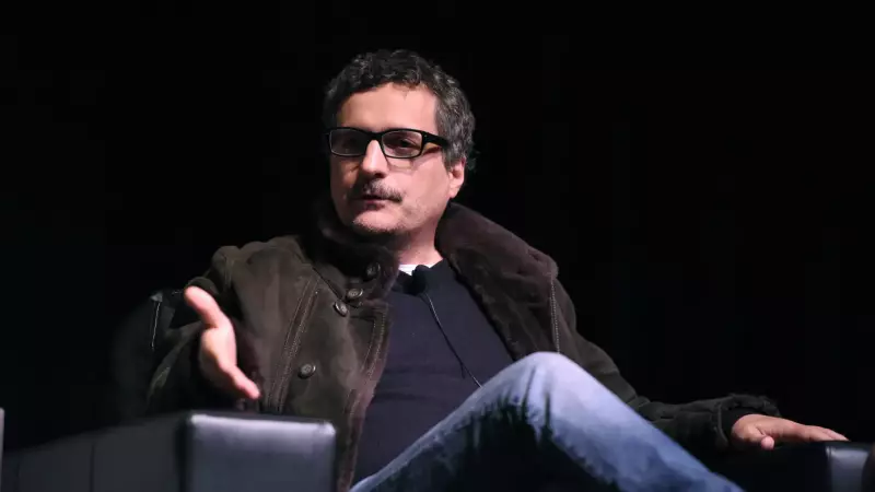 Onde assistir aos filmes de Kleber Mendonça Filho além de 'O Agente Secreto'?