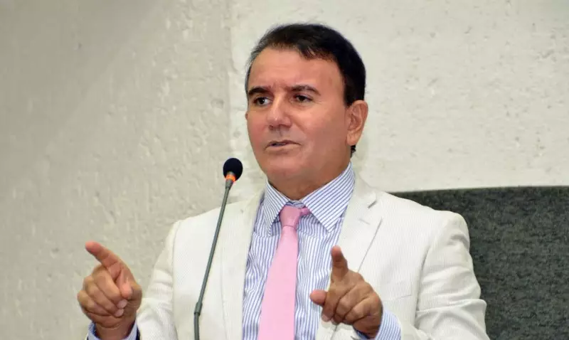 Operação da PF mira prefeito de Palmas em investigação sobre vazamentos no STJ