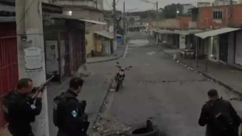 Operação da PM no Complexo da Pedreira: Ação policial intensa na Zona Norte do Rio