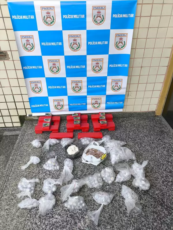 Operação policial em Paraty apreende mais de 18 kg de drogas e prende suspeito