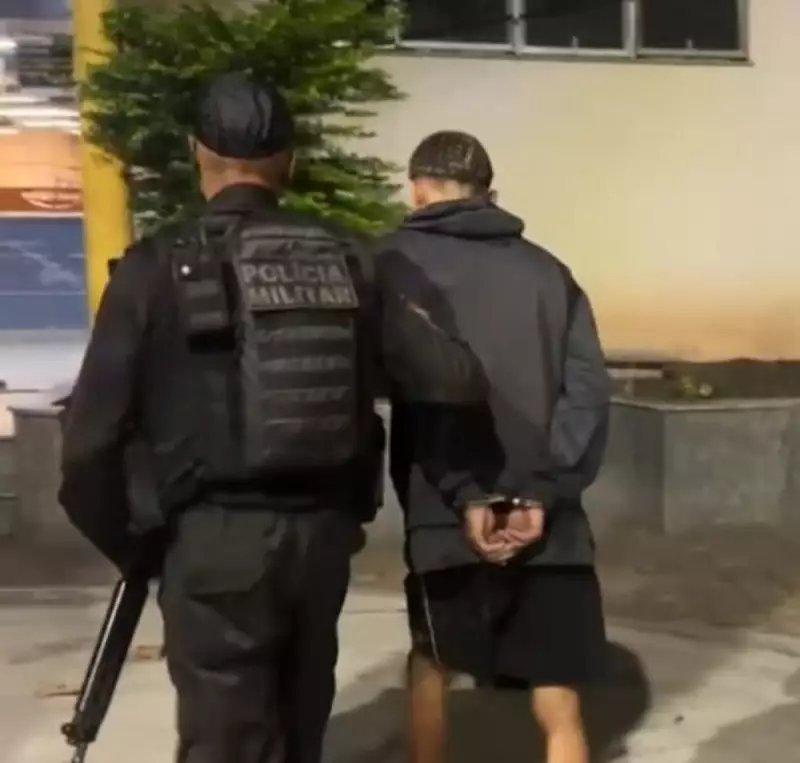 Operação policial prende traficante do Comando Vermelho no Morro do 18 no RJ