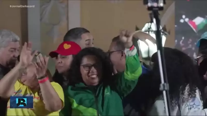 Partido de Maduro vence eleições legislativas e regionais na Venezuela sem metade dos eleitores
