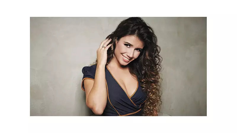 Paula Fernandes e Tiago Iorc: A Primeira Vez Juntos no Palco - Emoção e Música em Dose Dupla