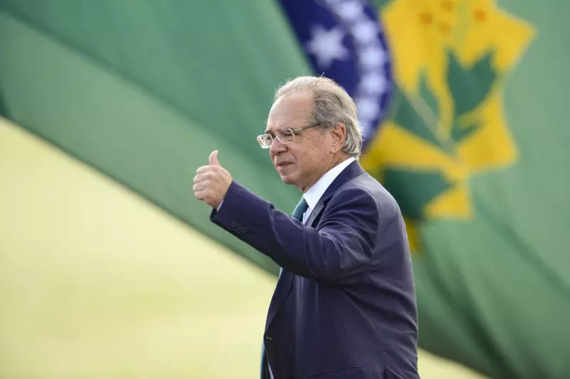 Paulo Guedes lança novo livro: o que esperar da obra do ex-ministro da Economia?
