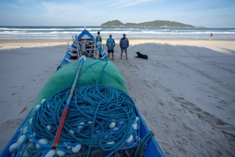 Pescadores de Florianópolis enfrentam mar sem peixe e aguardam desesperadamente pela tainha