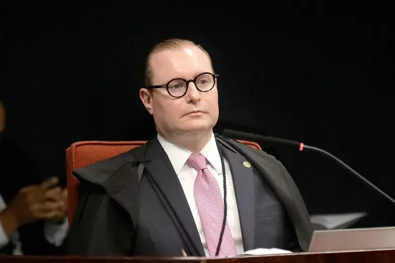 PF cumpre novos mandados em operação contra corrupção em tribunais brasileiros