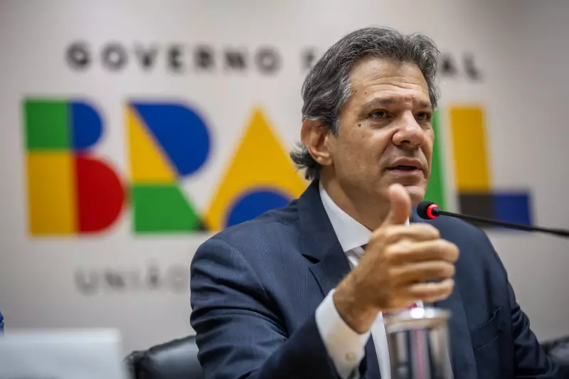 PIB e emprego em alta: crescimento econômico anima, mas déficit público acende alerta