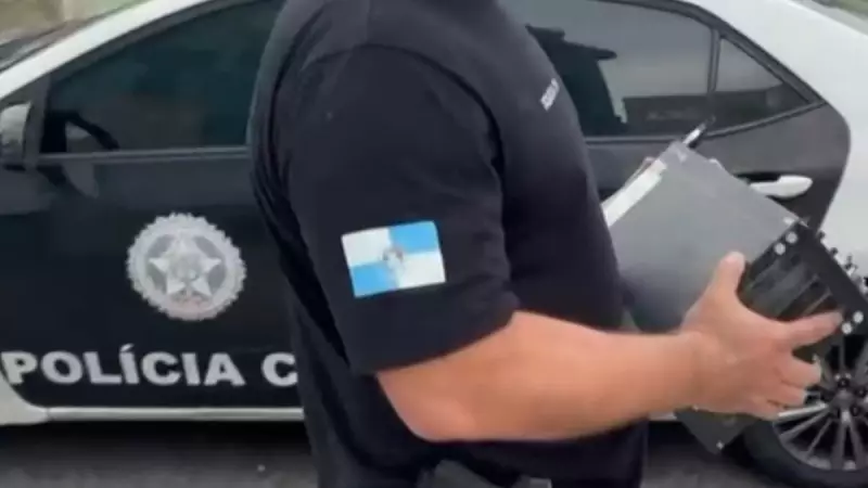 Polícia Civil desmantela central clandestina de internet em Higienópolis, Zona Norte do Rio