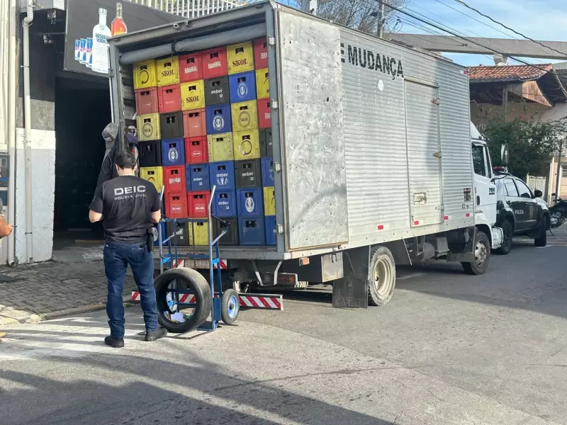 Polícia Civil desmantela esquema de cerveja adulterada no Vale do Paraíba e apreende mais de 200 engradados