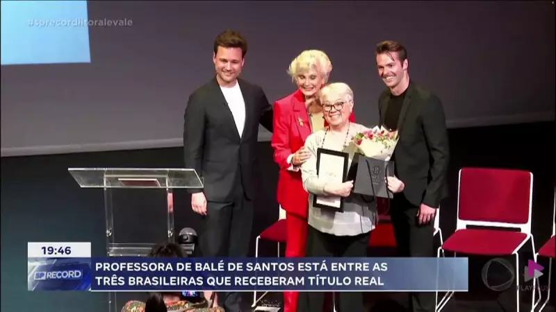 Professora de balé de Santos recebe título real e se destaca entre brasileiras