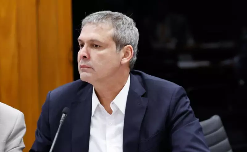 PT na Câmara ameaça cassar mandato de Eduardo Bolsonaro: entenda o caso