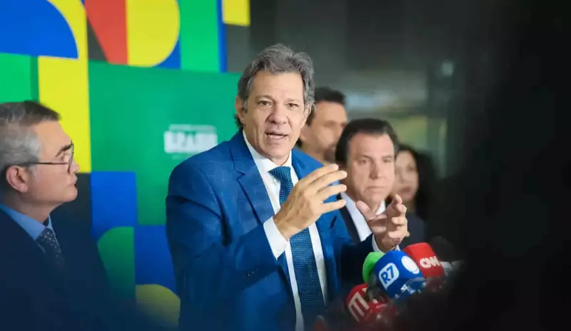 Quem decidiu pelo recuo no IOF? Ministério da Fazenda esclarece polêmica