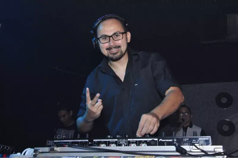 Radialista é assassinado a tiros durante programa ao vivo em Santa Catarina