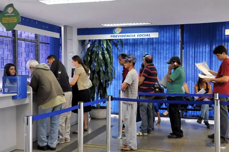 Reembolso às vítimas da fraude do INSS pode ultrapassar R$ 1 bilhão, afirma presidente do órgão
