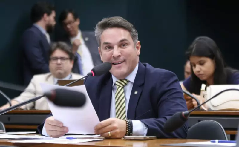Rio Grande do Sul: Líder da oposição a Lula anuncia candidatura ao governo pelo PL
