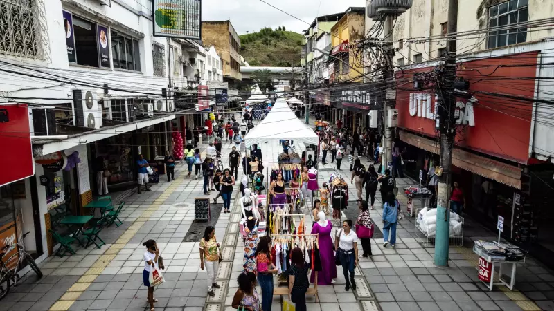 Ruas de Compras em Três Rios: Feira promove economia local e diversão para toda a família