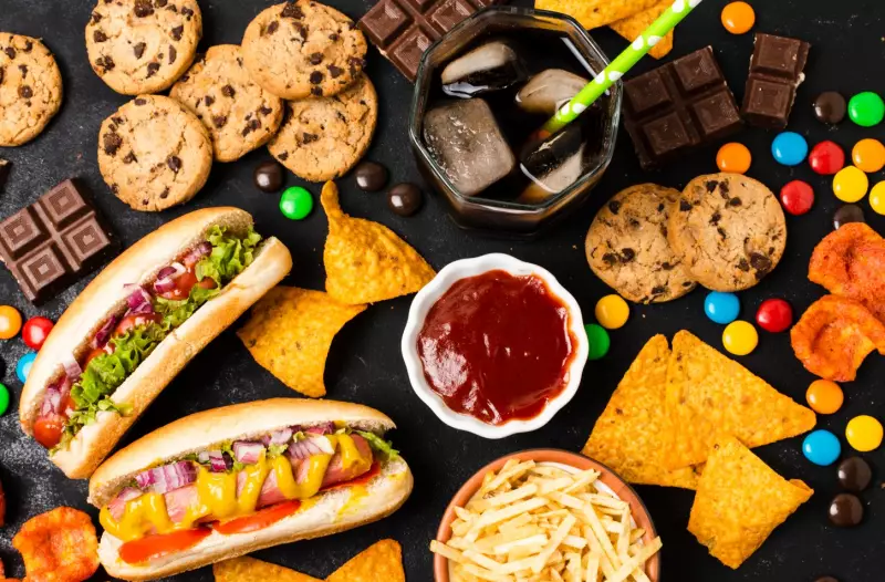Sangue e urina revelam consumo de ultraprocessados: estudo expõe hábitos alimentares