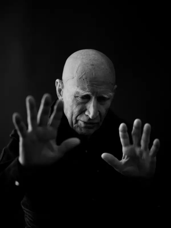 Sebastião Salgado completa 50 anos de carreira e reflete: 'A fotografia é o espelho da sociedade'