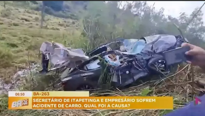Secretário de Governo se acidenta após colidir com vaca na BA-262 em Itapetinga