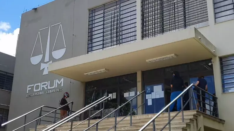 Servidora da Justiça é acusada de desviar mais de R$ 210 mil com alvarás fraudulentos no Paraná