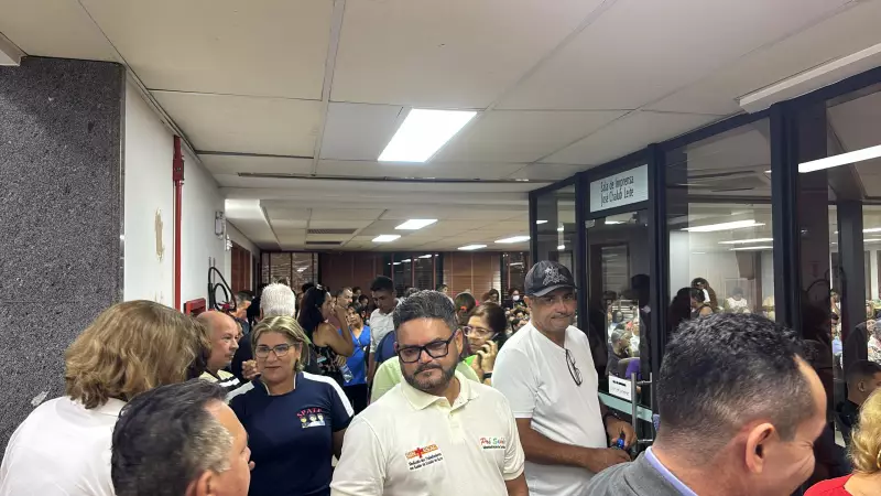 Servidores da saúde no Acre protestam por revisão do PCCR: entenda as reivindicações