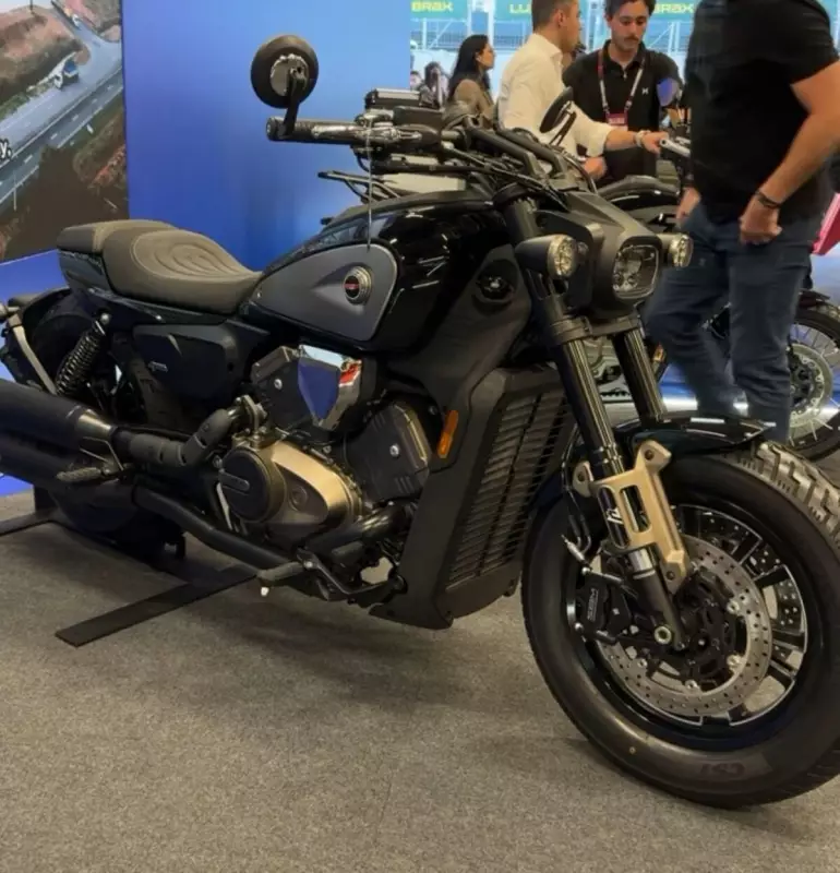 Shineray estreia marca premium no Brasil com seis modelos de motos inovadoras